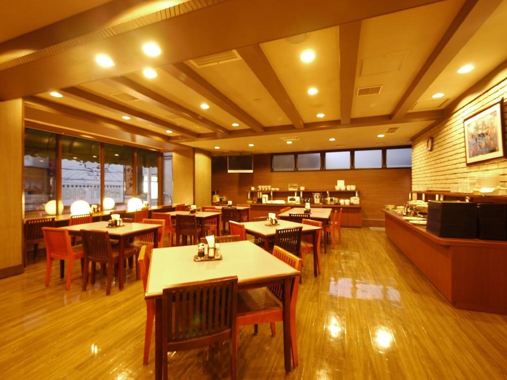 โรงแรมรูท อินน์ โทยามะ เอกิมาเอะ ภายนอก รูปภาพ